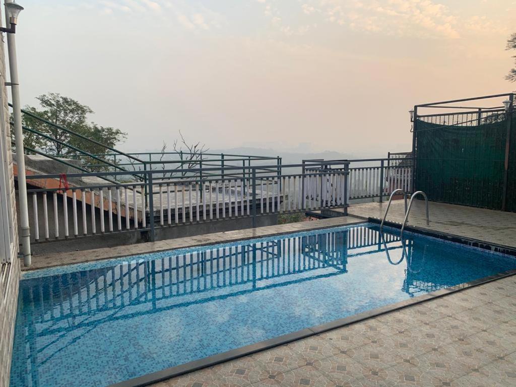 Mumbai Villas エクステリア 写真